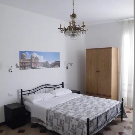 Casa Nilla Frühstückspension 4*