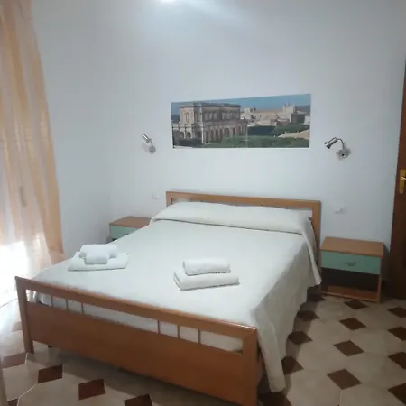 Casa Nilla Panzió Noto